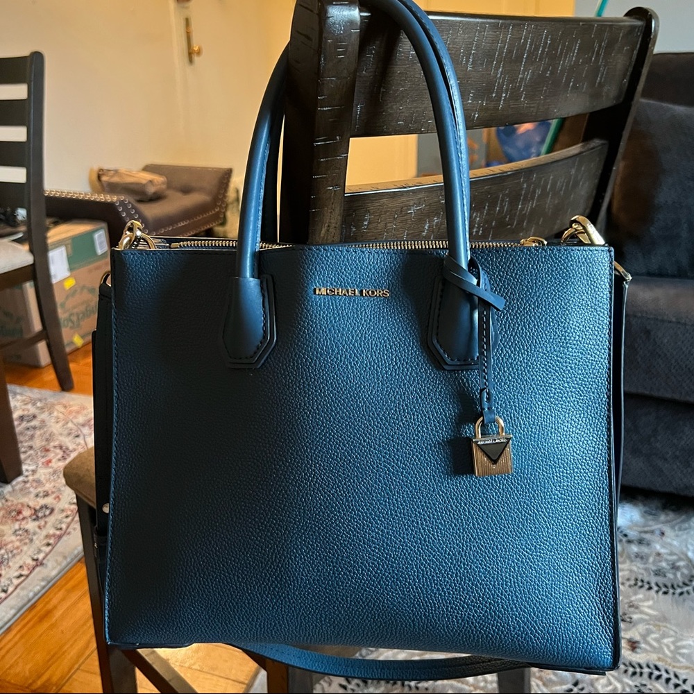 MICHAEL Michael Kors Mercer Accordion Pebble Leather Tote